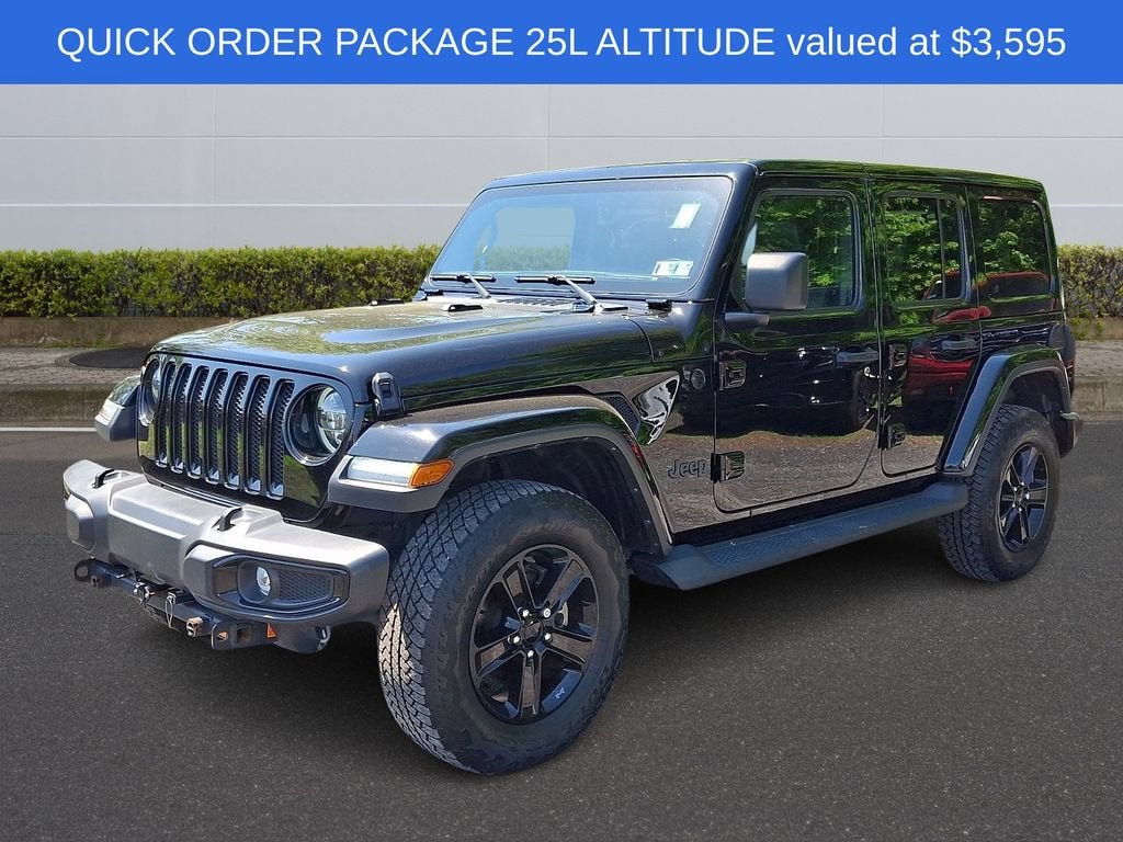 2022 Jeep Wrangler Unlimited Sahara Altitude 4x4