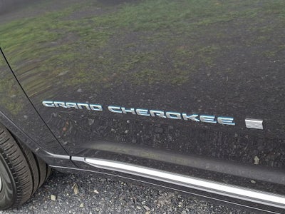 2022 Jeep Grand Cherokee 4xe Summit 4x4