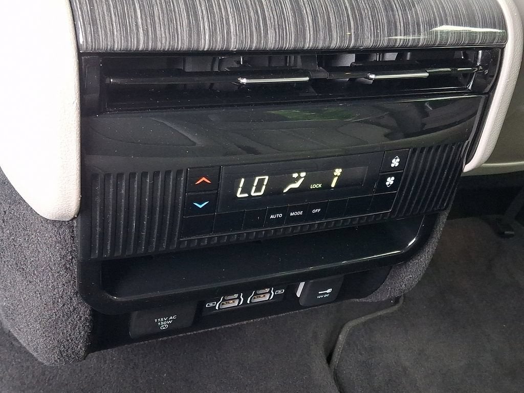 2022 Jeep Wagoneer Series II 4x4