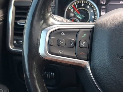 2019 RAM 1500 Laramie Crew Cab 4x4 5'7" Box