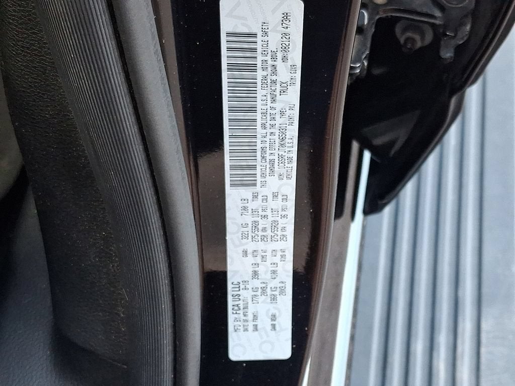 2019 RAM 1500 Laramie Crew Cab 4x4 5'7" Box