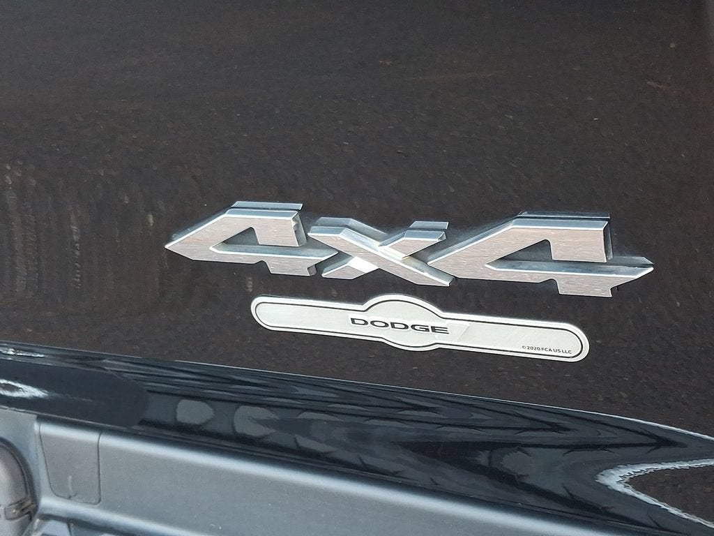 2019 RAM 1500 Laramie Crew Cab 4x4 5'7" Box