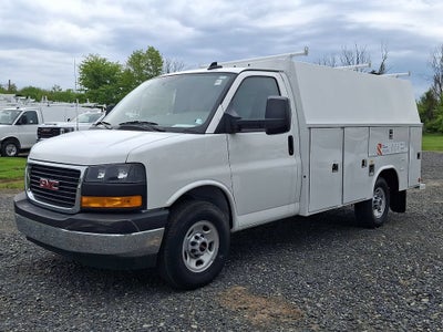 2025 GMC Savana Cutaway 3500 1WT