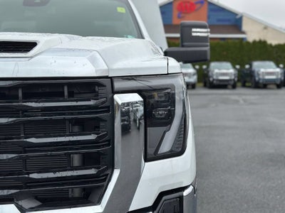 2026 GMC Sierra 3500 HD Chassis Cab Pro