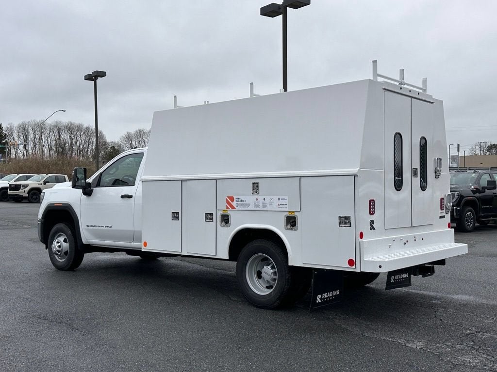 2026 GMC Sierra 3500 HD Chassis Cab Pro