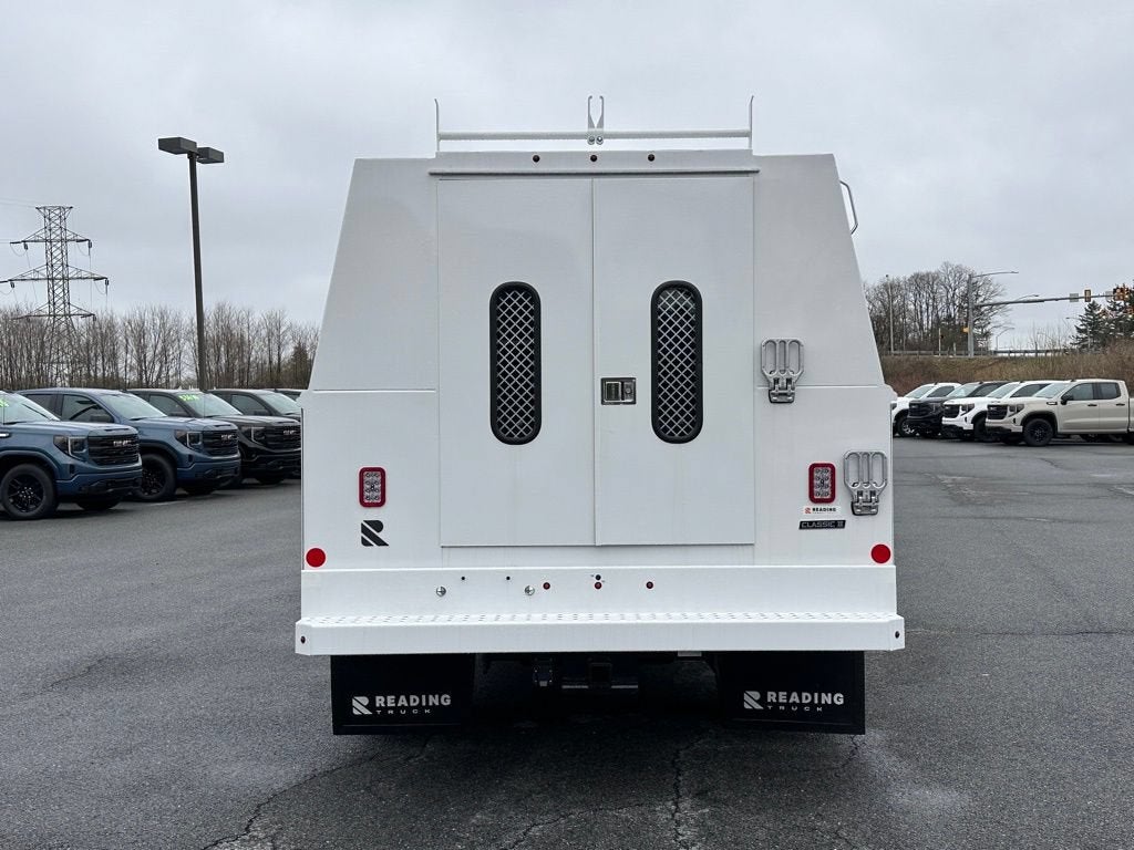 2026 GMC Sierra 3500 HD Chassis Cab Pro