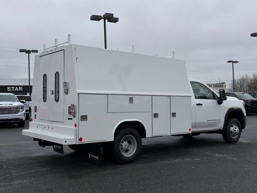 2026 GMC Sierra 3500 HD Chassis Cab Pro