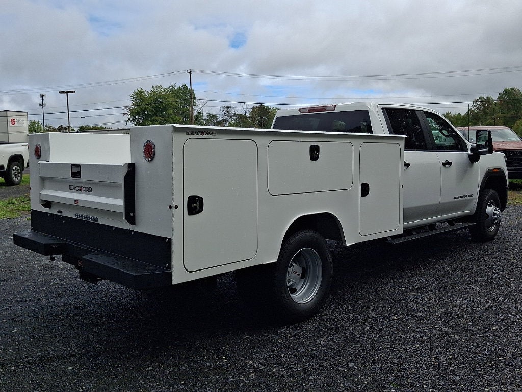 2026 GMC Sierra 3500 HD Chassis Cab Pro