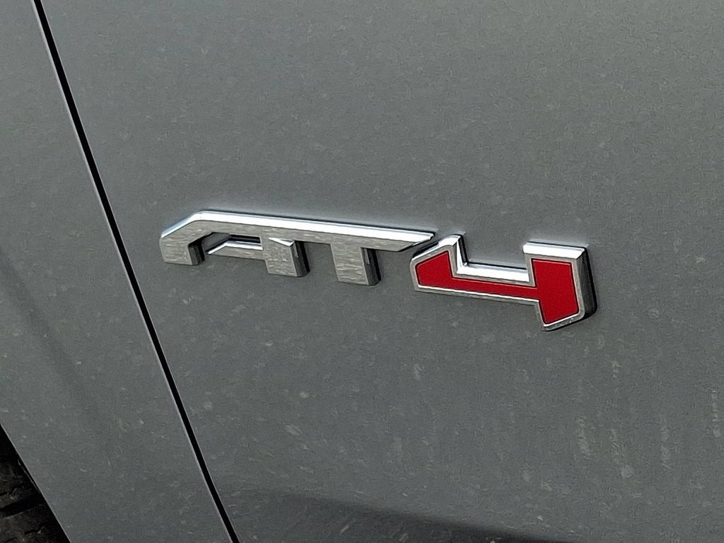 2026 GMC Yukon XL AT4 - Photo 12