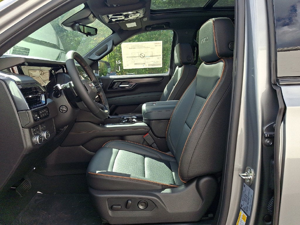 2026 GMC Yukon XL AT4 - Photo 7