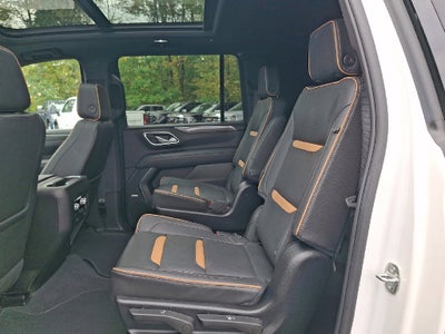 2023 GMC Yukon XL AT4