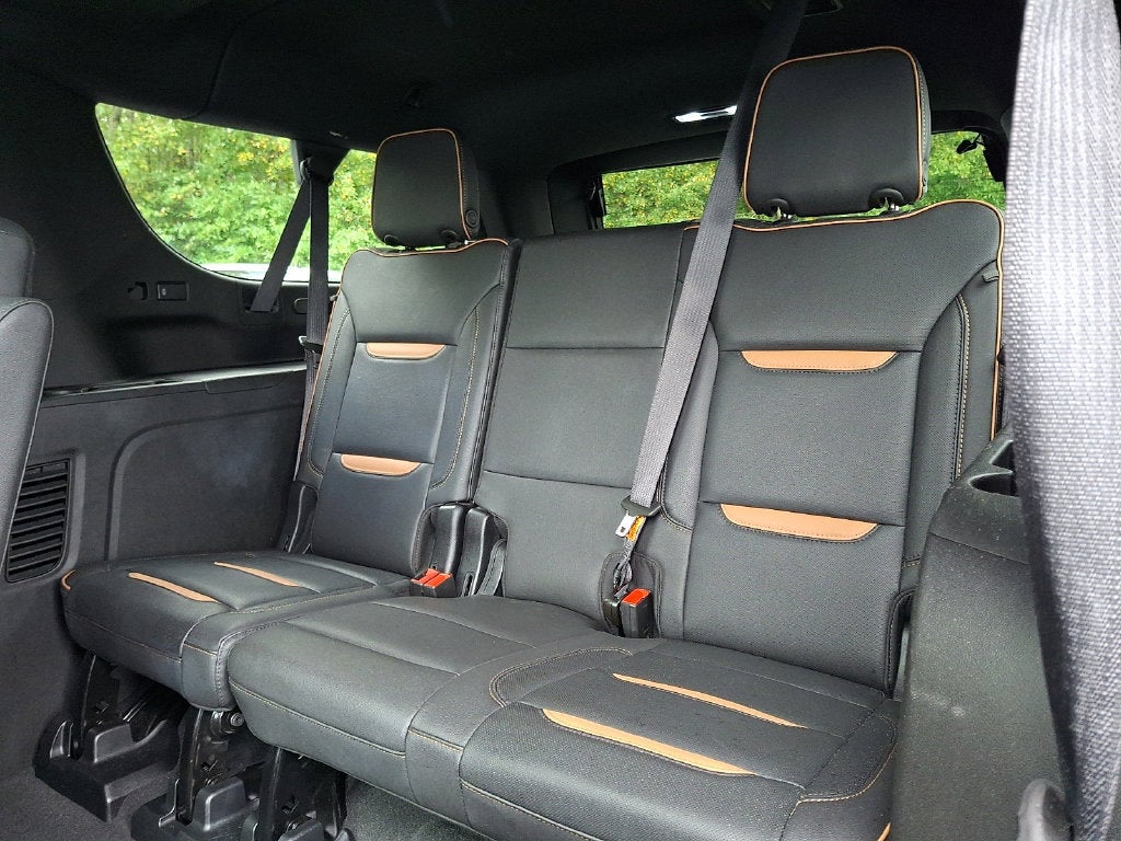 2023 GMC Yukon XL AT4