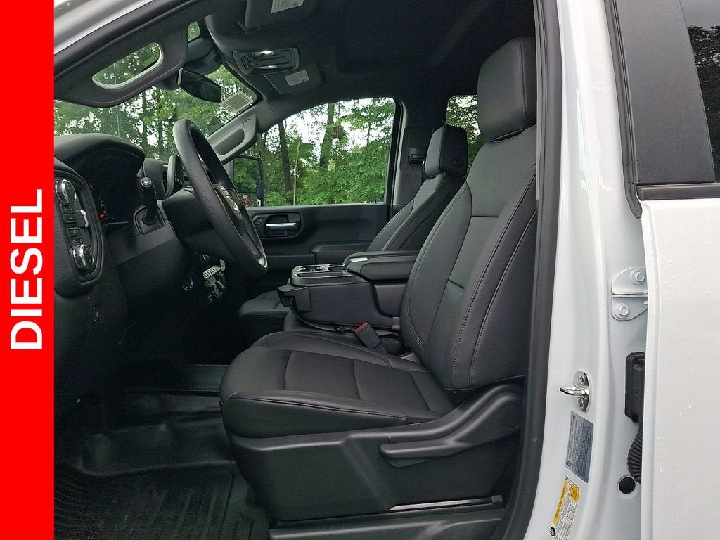 2026 GMC Sierra 3500HD Pro - Photo 7