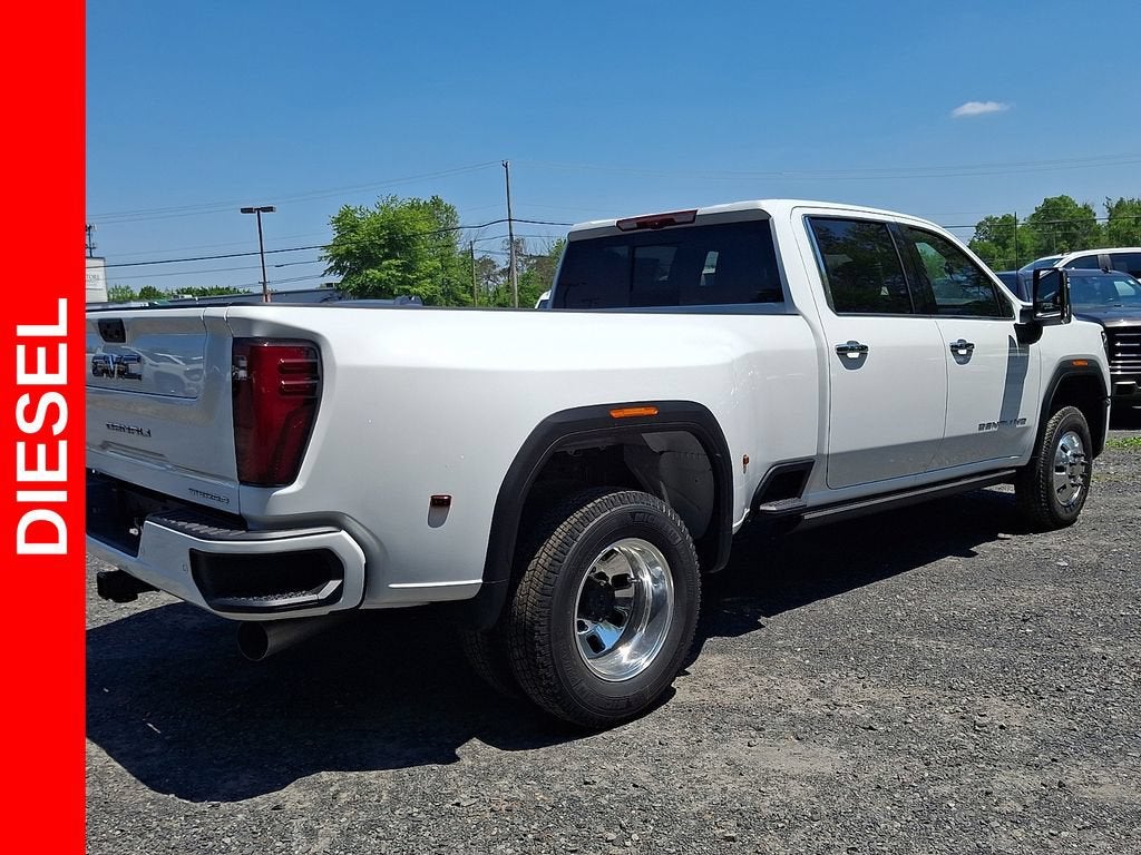 2026 GMC Sierra 3500 HD Denali Ultimate DRW