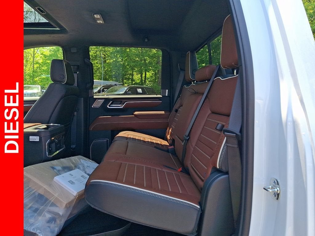2026 GMC Sierra 3500 HD Denali Ultimate DRW