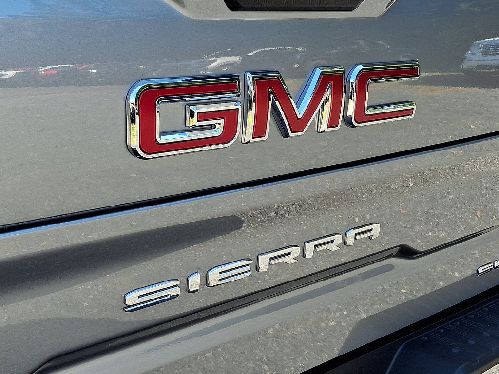 2026 GMC Sierra 1500 SLT - Photo 13