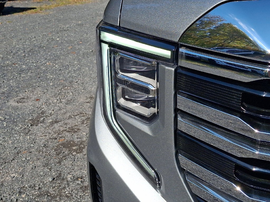 2026 GMC Sierra 1500 SLT - Photo 6