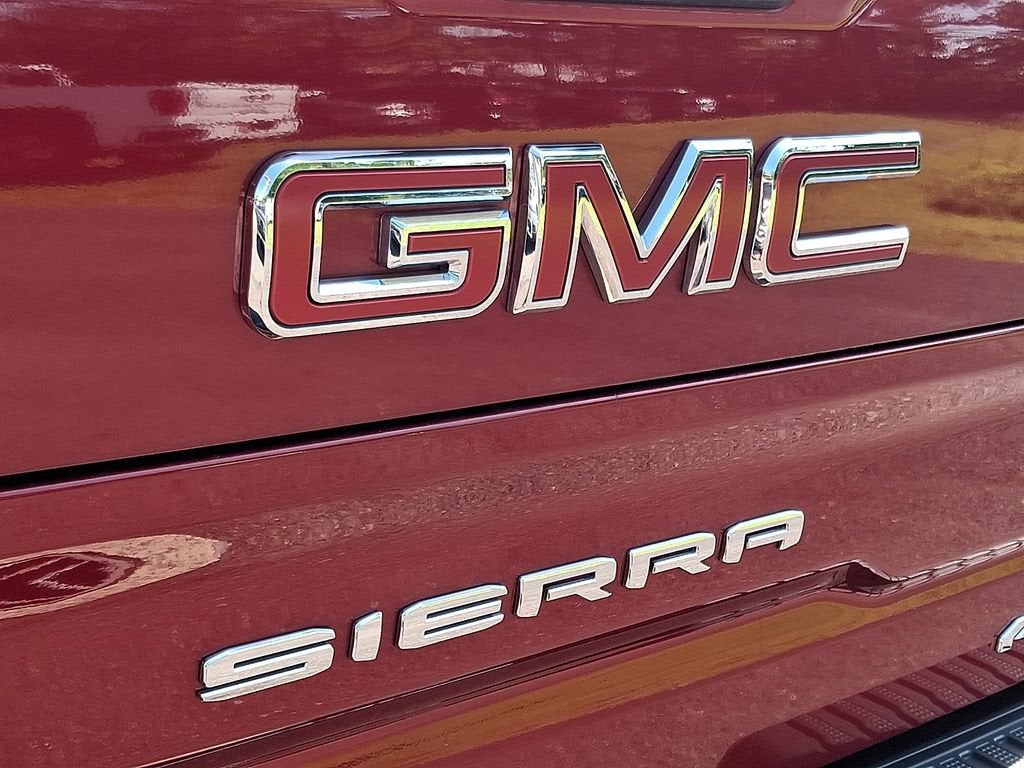 2023 GMC Sierra 1500 AT4