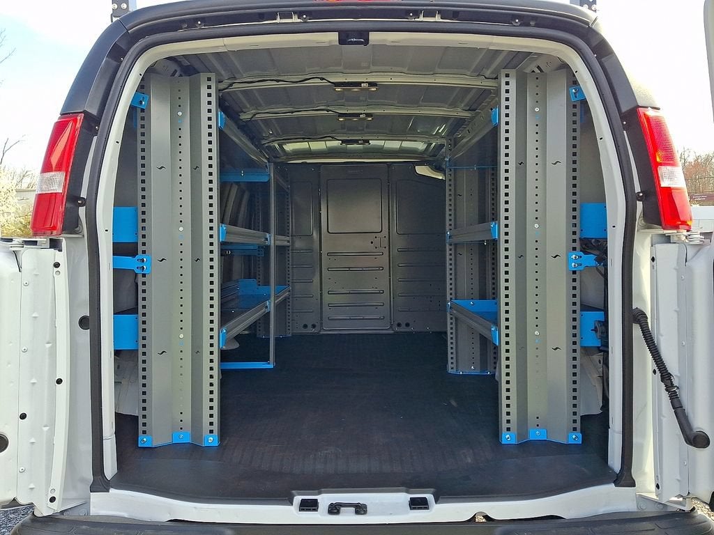 2025 GMC Savana Cargo Work Van