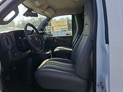 2025 GMC Savana Cargo Work Van