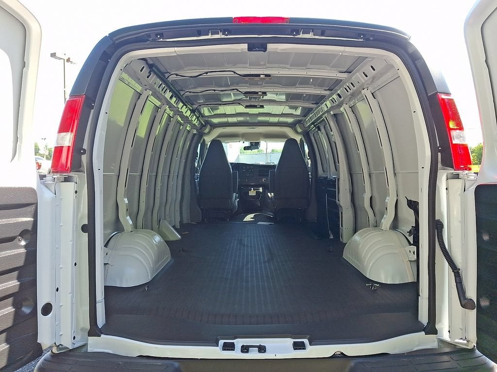 2026 GMC Savana Cargo Work Van