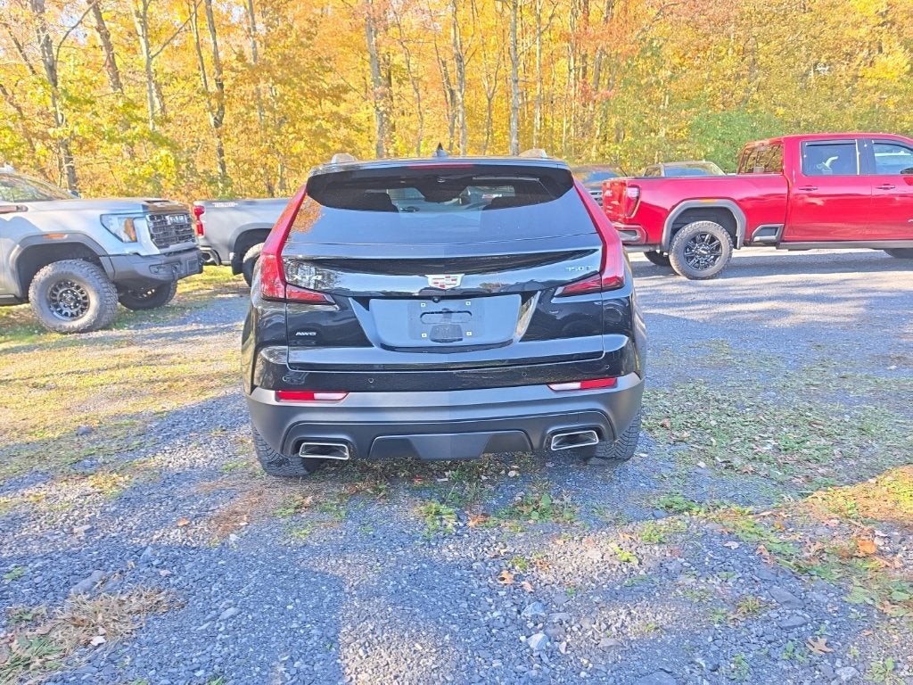 2023 Cadillac XT4 AWD Luxury