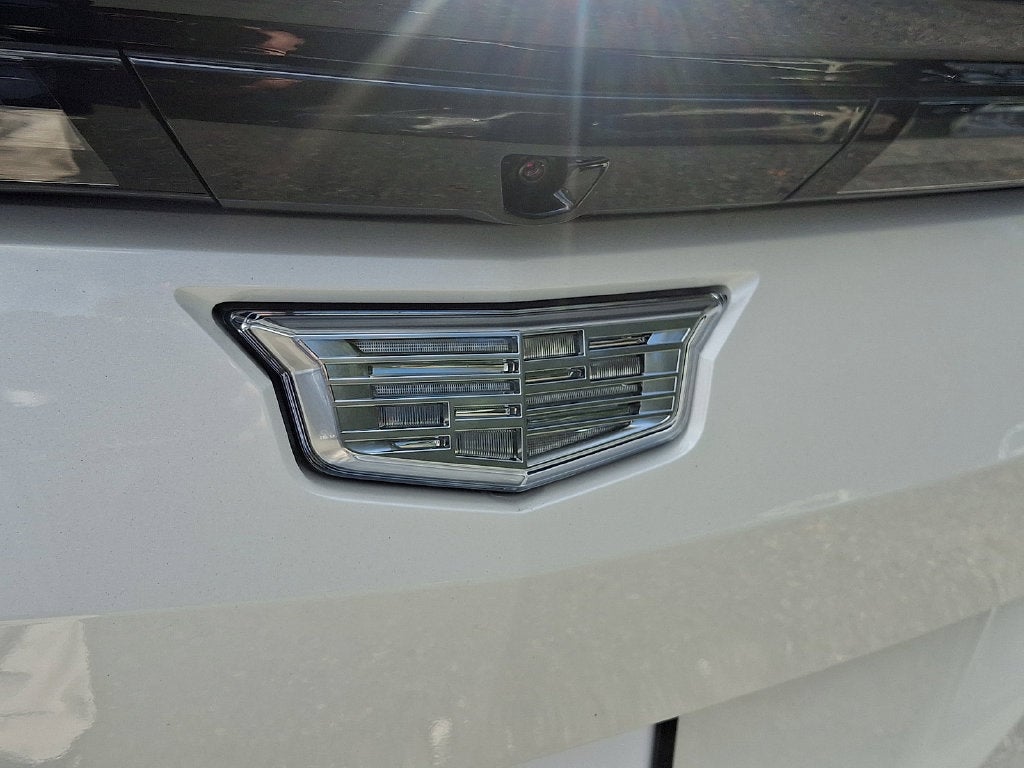 2024 Cadillac LYRIQ Luxury 3