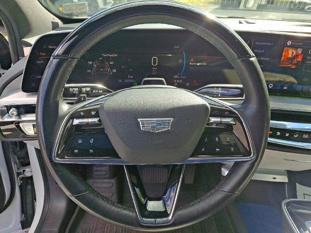 2024 Cadillac LYRIQ Luxury 3
