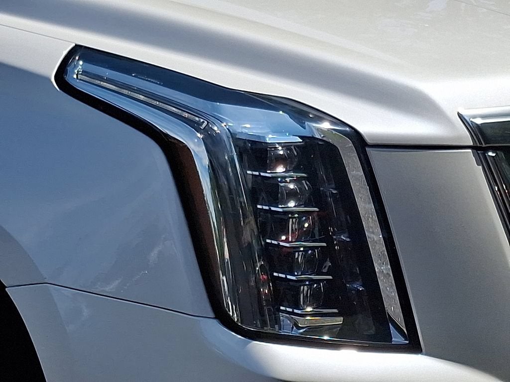 2018 Cadillac Escalade Luxury
