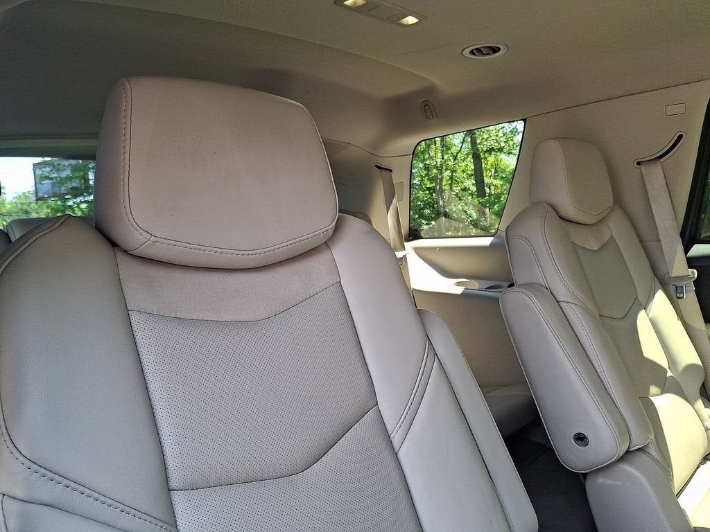 2018 Cadillac Escalade Luxury