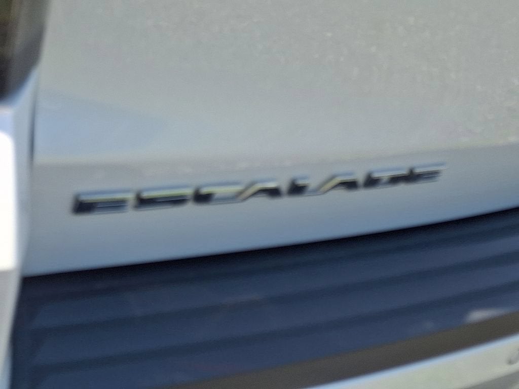 2018 Cadillac Escalade Luxury