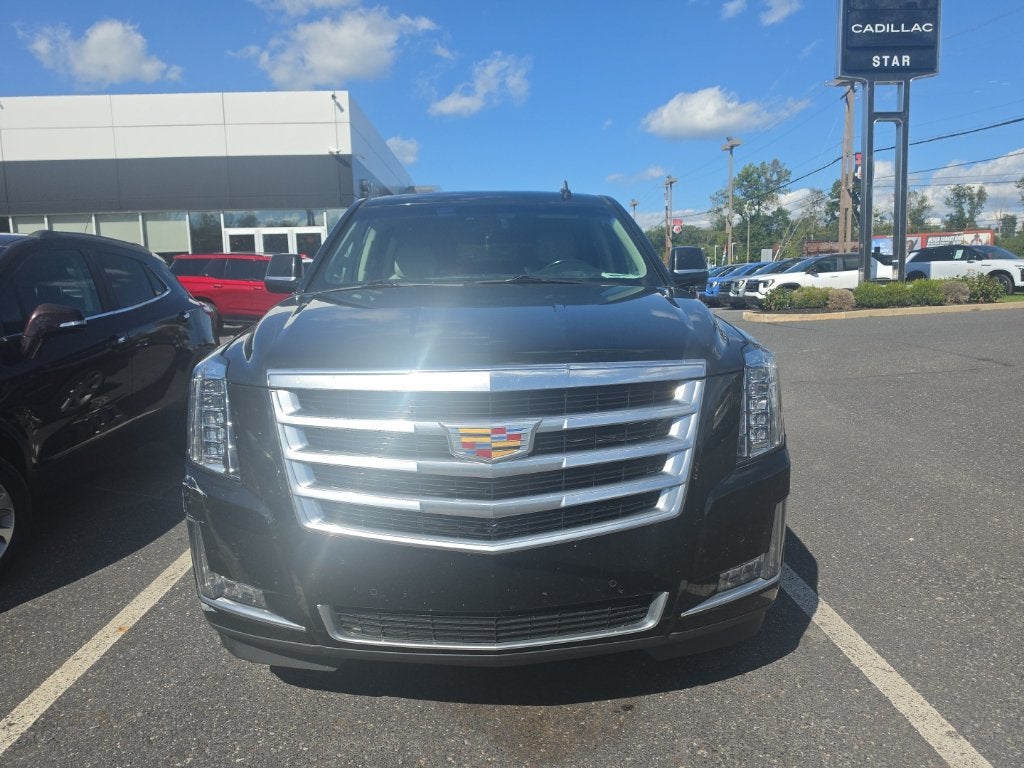 2018 Cadillac Escalade ESV Luxury