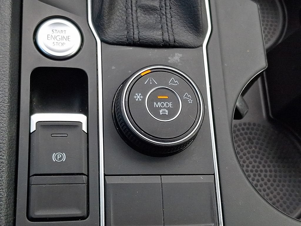 2020 Volkswagen Atlas Cross Sport 2.0T SE
