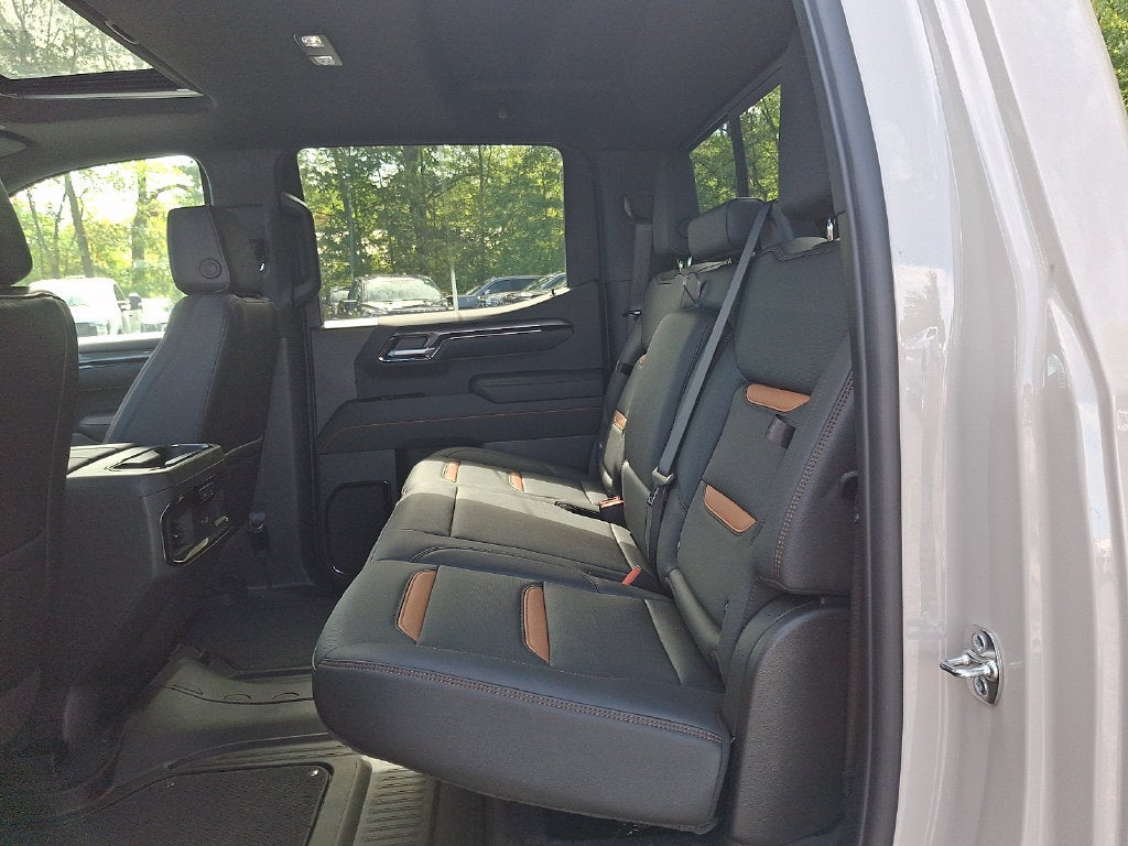 2026 GMC Sierra 1500 AT4 - Photo 6