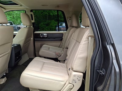 2015 Lincoln Navigator L Base