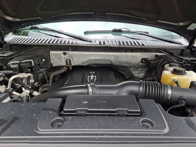 2015 Lincoln Navigator L Base