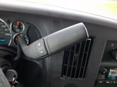 2025 GMC Savana Cutaway 3500 1WT