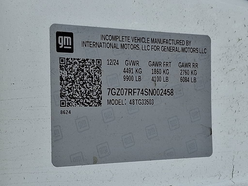 2025 GMC Savana Cutaway 3500 1WT