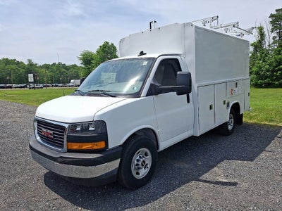 2025 GMC Savana Cutaway 3500 1WT