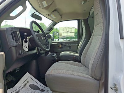 2025 GMC Savana Cutaway 3500 1WT