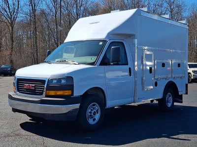 2026 GMC Savana Cutaway 3500 1WT