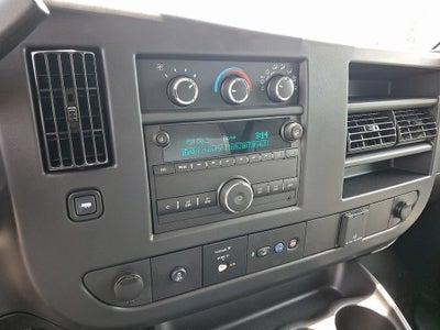 2025 GMC Savana Cutaway 3500 1WT