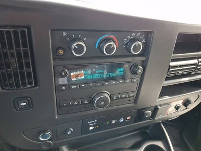 2026 GMC Savana Cutaway 3500 1WT