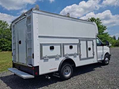 2026 GMC Savana Cutaway 4500 2WT