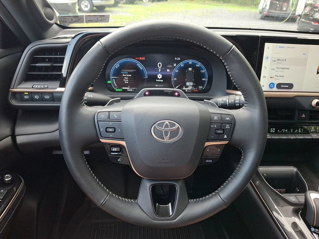 2025 Toyota Crown Signia XLE