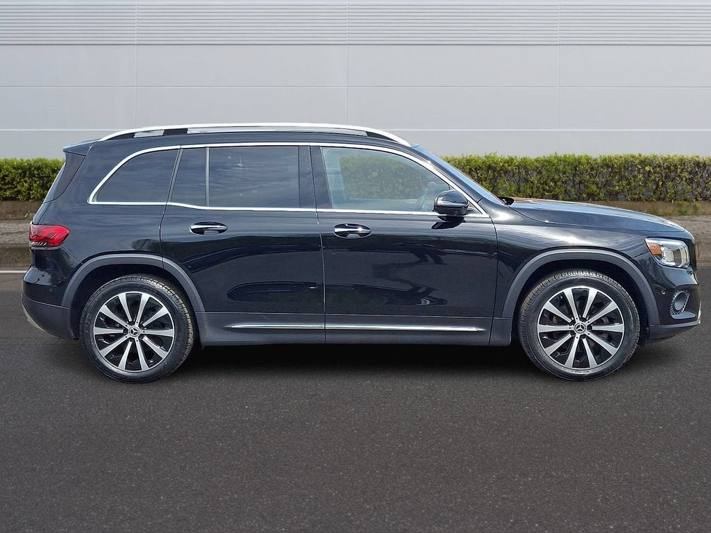 2023 Mercedes-Benz GLB 250 4MATIC®