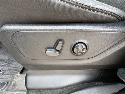 2019 RAM 1500 Big Horn/Lone Star Crew Cab 4x4 5'7" Box