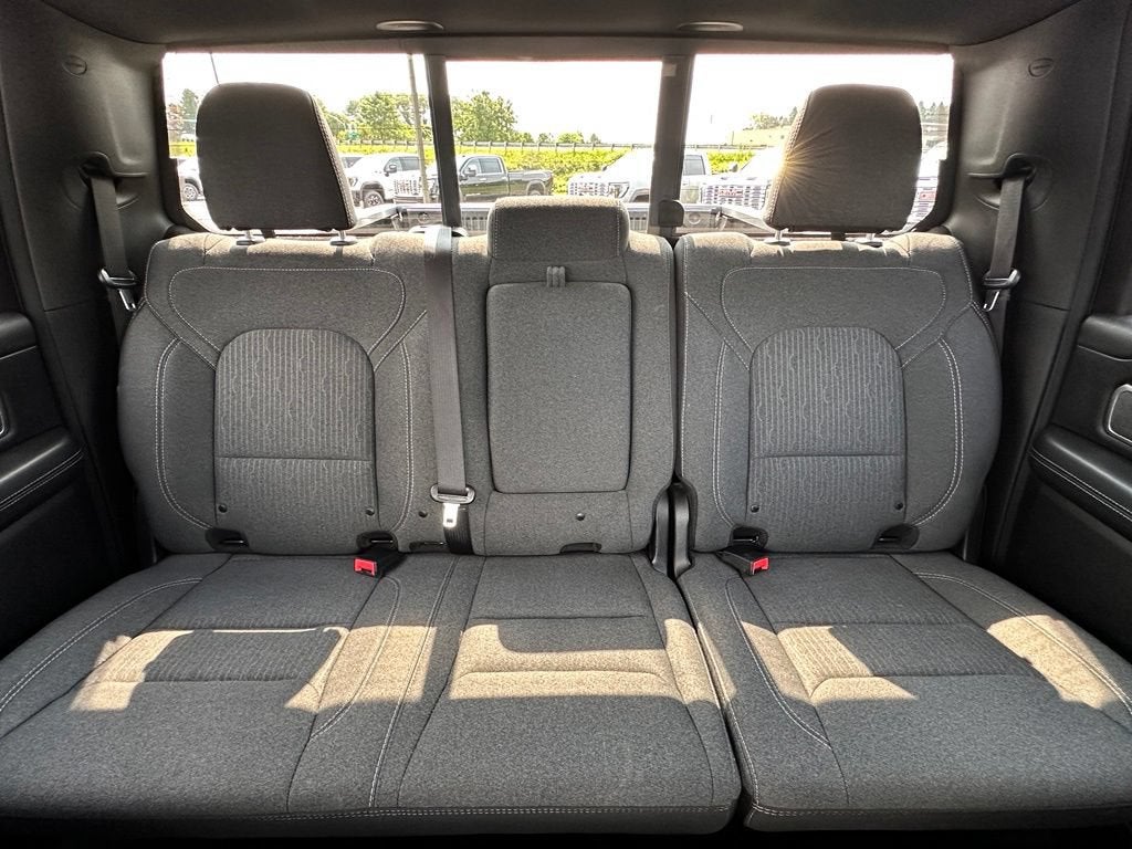 2019 RAM 1500 Big Horn/Lone Star Crew Cab 4x4 5'7" Box
