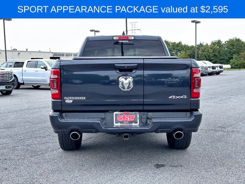 2020 RAM 1500 Laramie Crew Cab 4x4 5'7" Box
