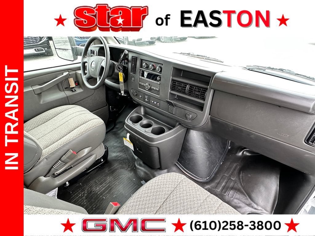 2025 GMC Savana Cutaway 3500 1WT